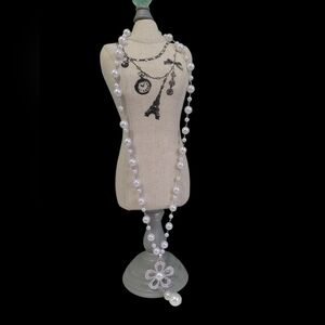 Pearl Necklace with Silver Flower Pendant
